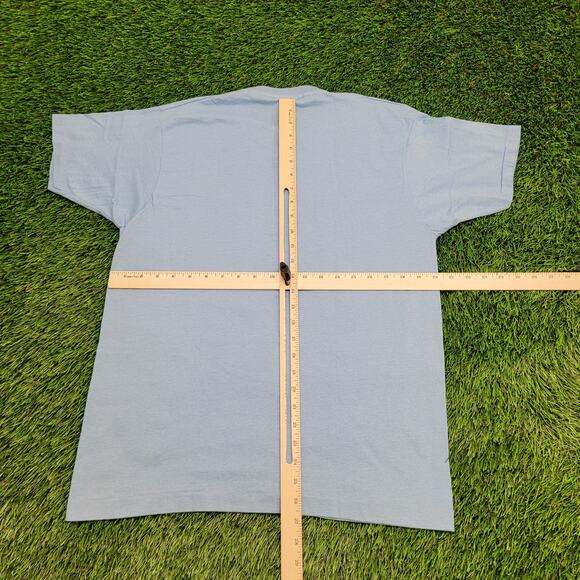 Vintage 80s Class Act Tanning Shirt Medium 20x27 Blue - Picture 3 of 15